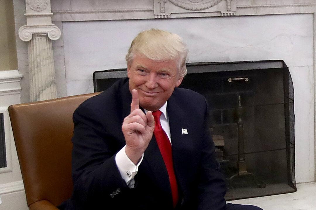 Trump Says Only He Knows Finalists For Cabinet