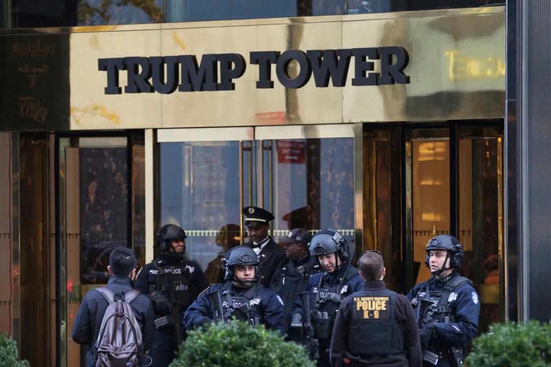 Trump Meeting With Japan’s PM, Possible Cabinet Choices