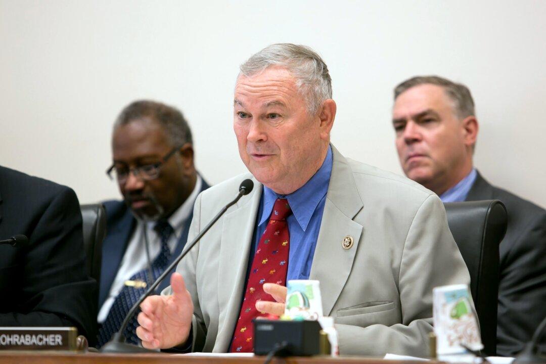 Rep. Rohrabacher Says Trump’s Taiwan Call Shows US Not ‘Pushovers’