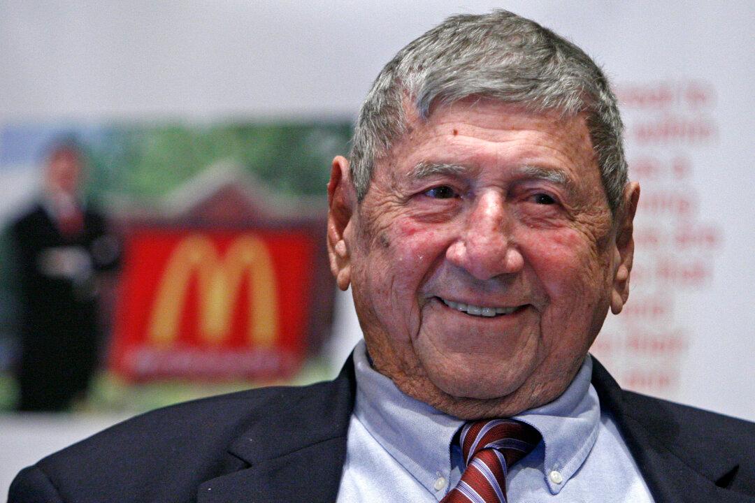 Creator of McDonald’s Big Mac Dies at 98