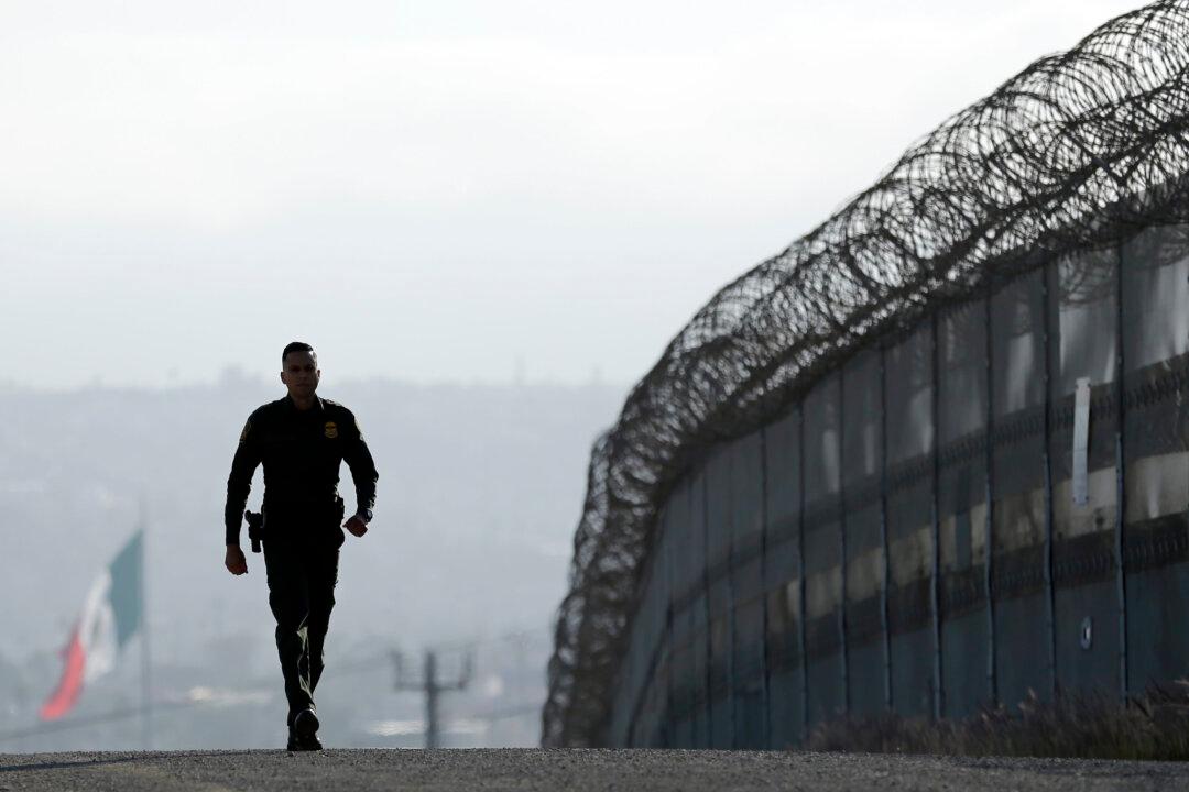Securing US Border May Cause Crisis in Mexico