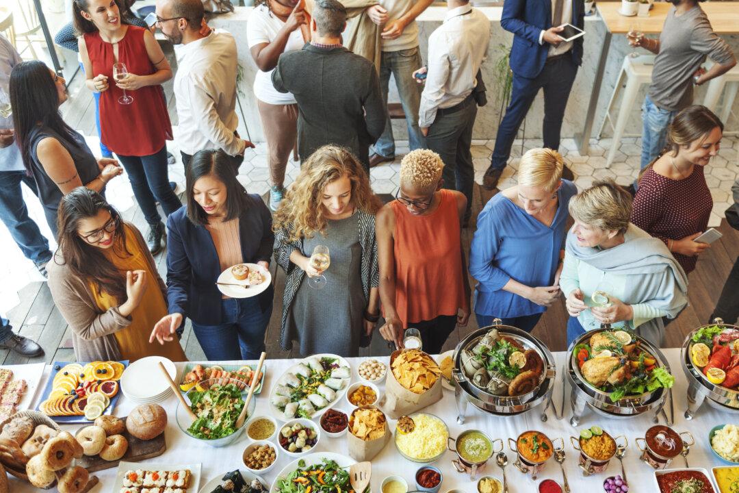 Making Healthy Choices at Holiday Parties