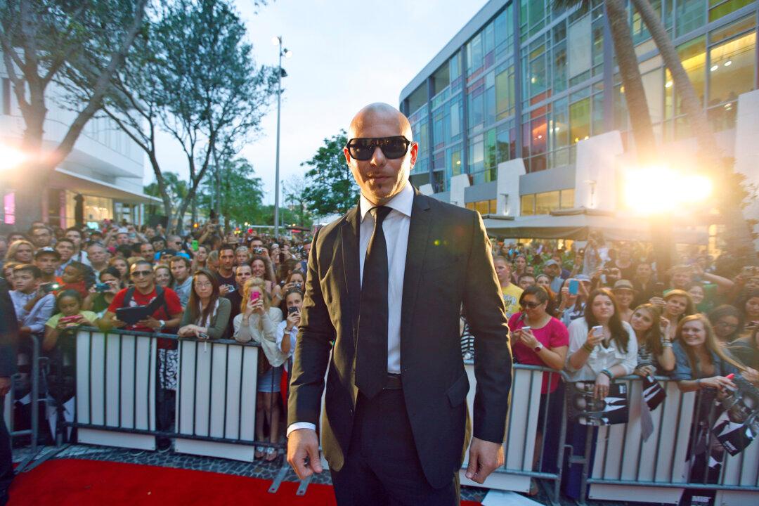 Governor Wants Tourism Head to Quit Over Rapper Kerfuffle