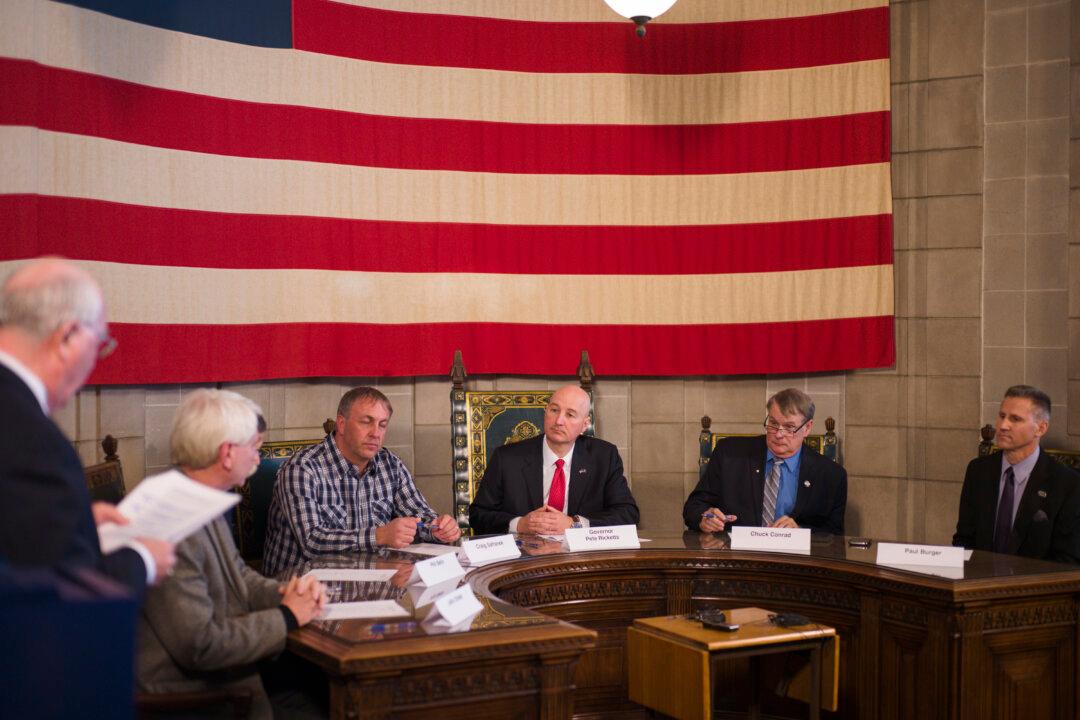 Nebraska’s 5 Presidential Electors Cast Ballots for Trump