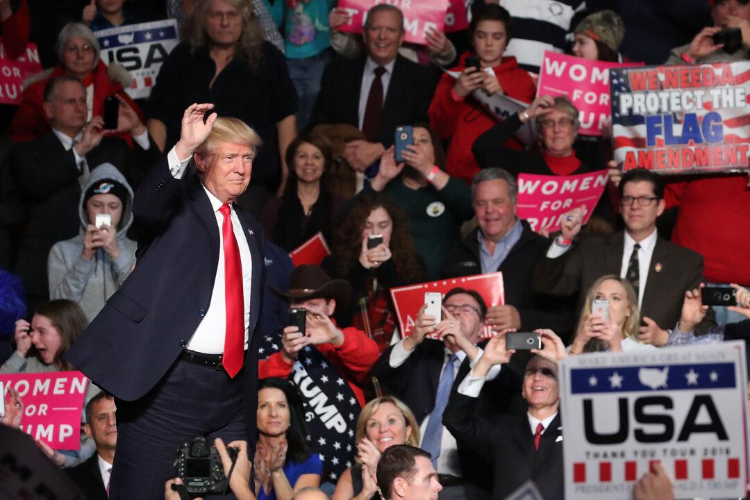 Trump Secures Texas Votes, Wins Electoral College Vote