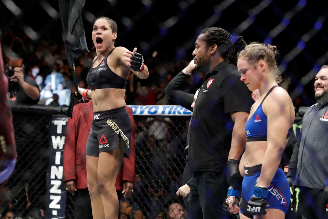 Ronda Rousey Is Stopped 48 Seconds Into Comeback at UFC 207