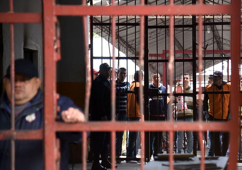 16 Prisoners Decapitated, 57 Dead in Prison Uprising in Brazil