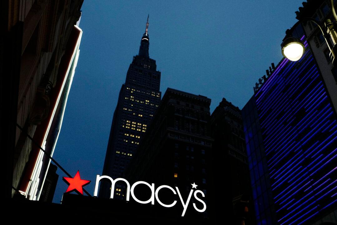 Macy’s Shares Up After Being Halted Amid Takeover Rumor