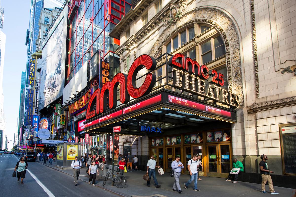 Chinese Set Record for US Investments, but Face More Resistance Ahead