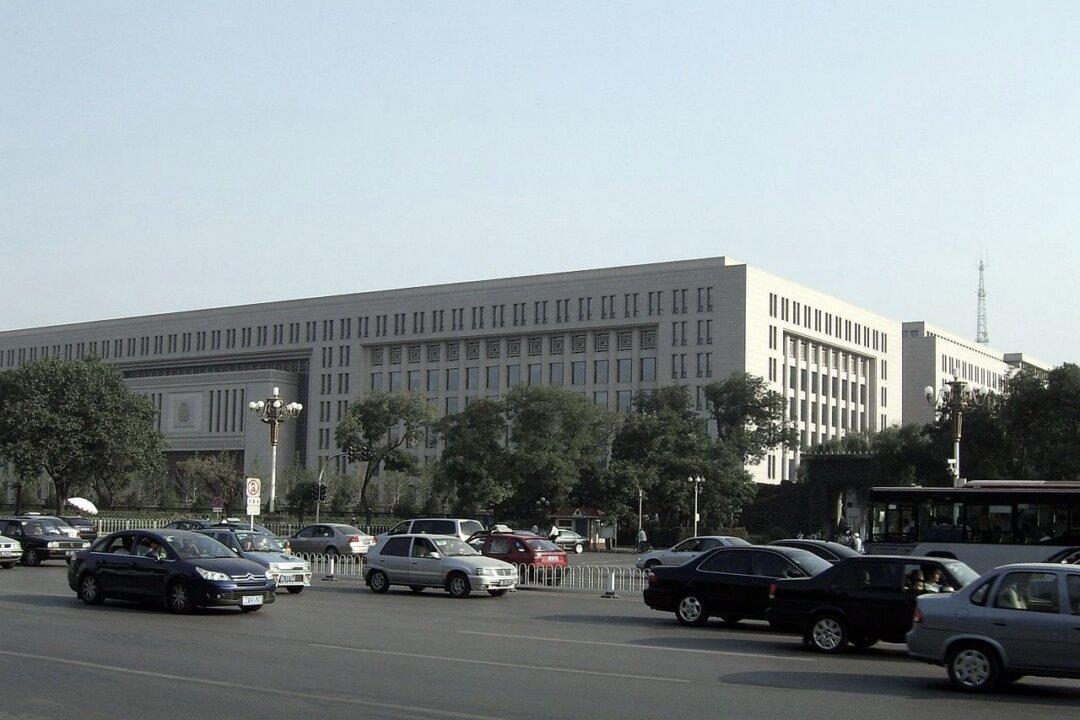 Xi Jinping Is Scrubbing the Chinese Regime’s Security Apparatus, Says Source