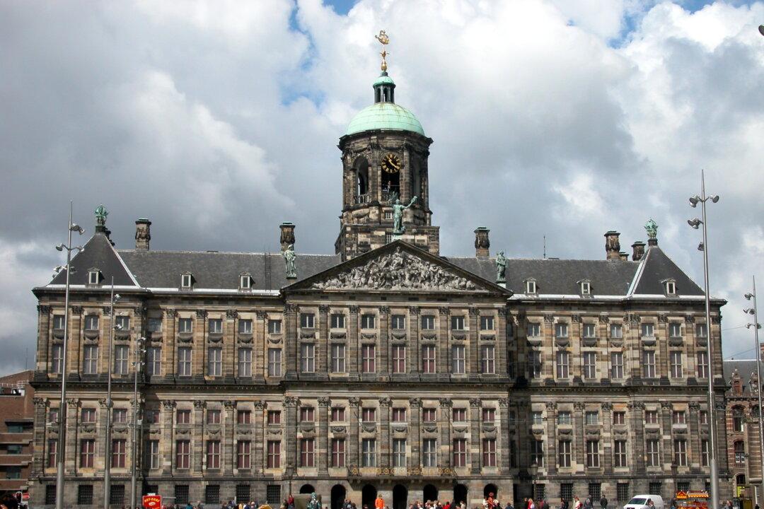 Amsterdam, a City on the Move