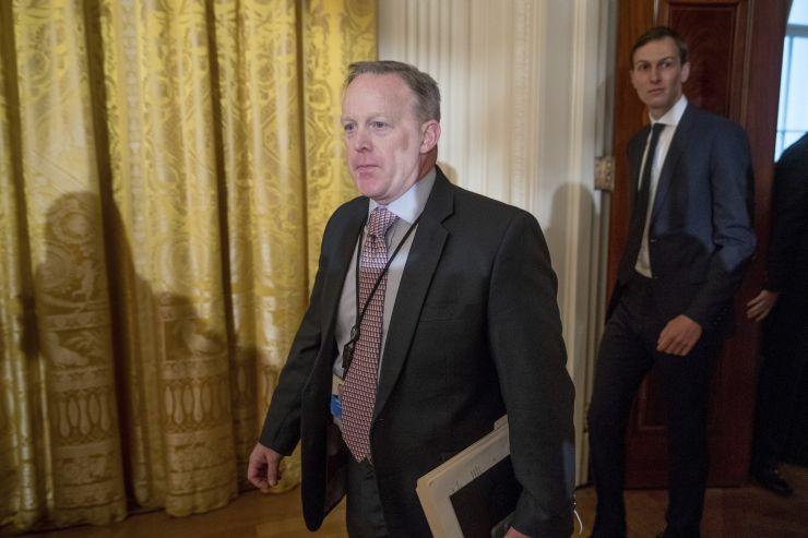 Trump in New ‘War With the Media’