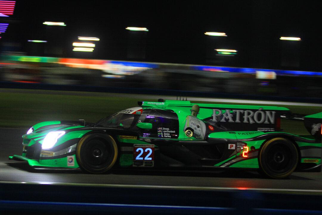 Rolex 24 at 14 Hours: Hartley Hits the Wall