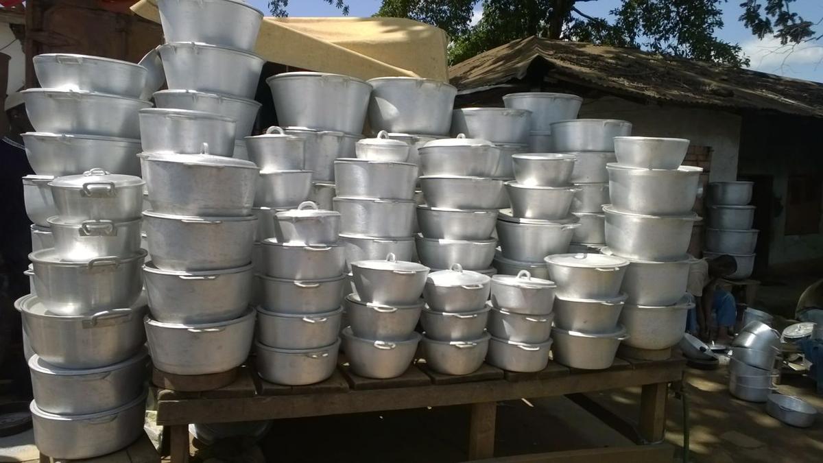 Scrap Metal Pots an Unrecognized Source of Lead Poisoning