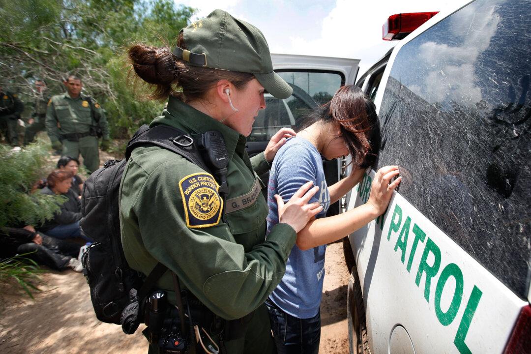Border Patrol Picks Up Fewer People Sneaking Across Southwest Border