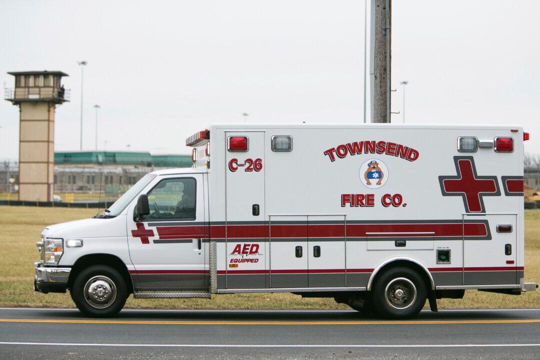 Delaware Inmates Release 2, Still Hold 2 Hostages at Prison