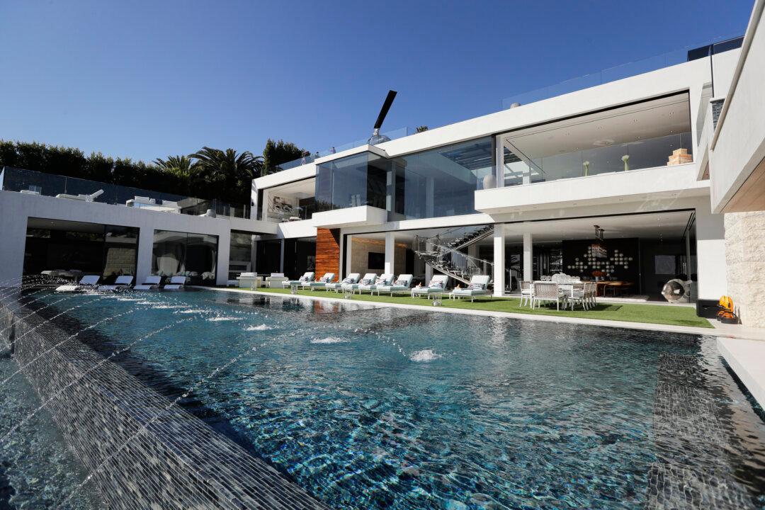 The Most Expensive Mansion in US—Worth $500 M—Files Bankruptcy