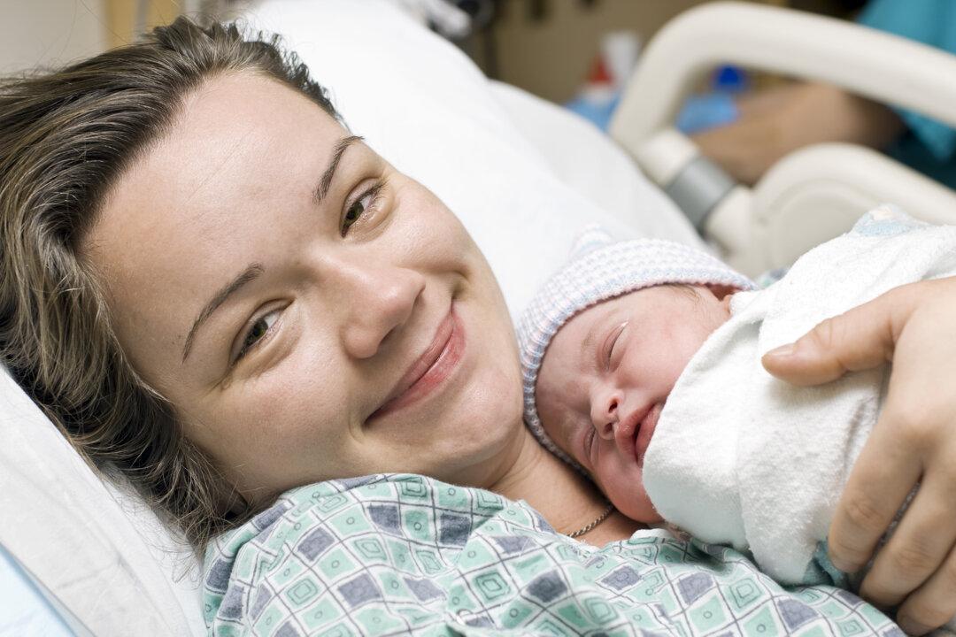 Dextrose Gel Means Newborns Get to Stay With Mom