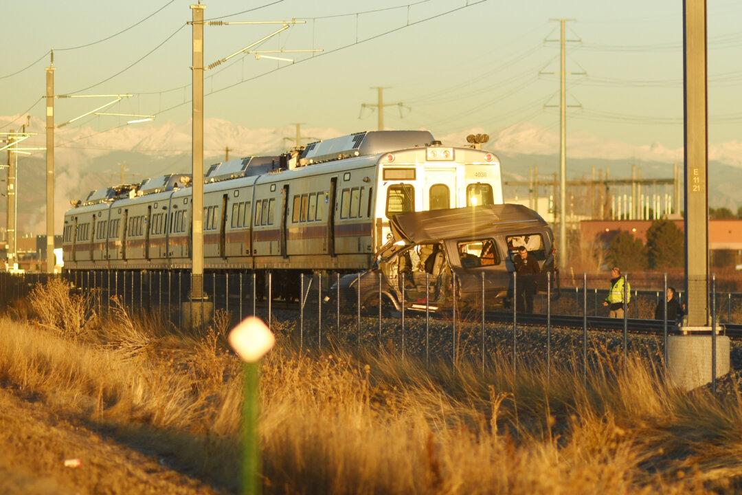 Cops: Denvers Airport Van-Train Crash May Have Been Intentional