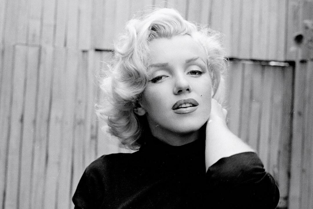 Would Marilyn Monroe’s Career (And Life) Have Been Different If She Had Acted on Stage?