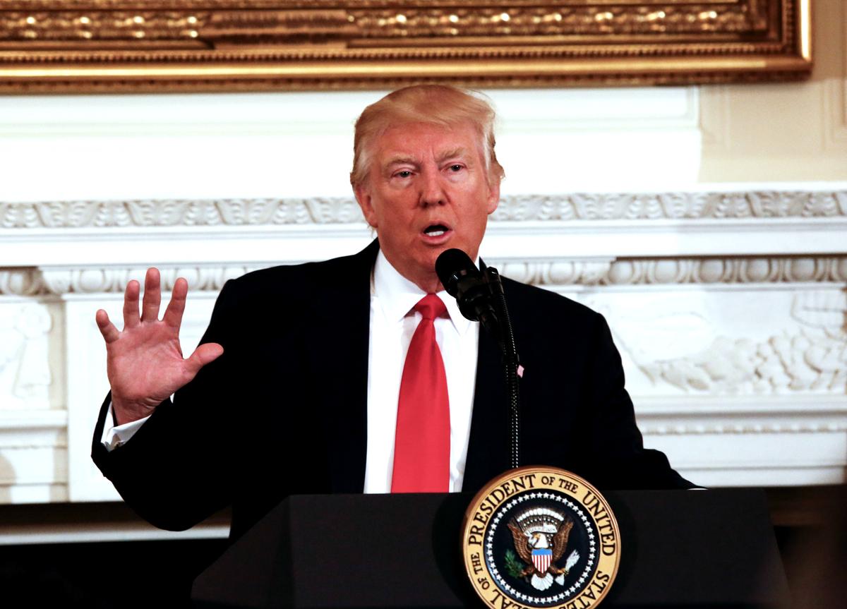 Trump Talks Restoring States’ Powers, Budget With Governors