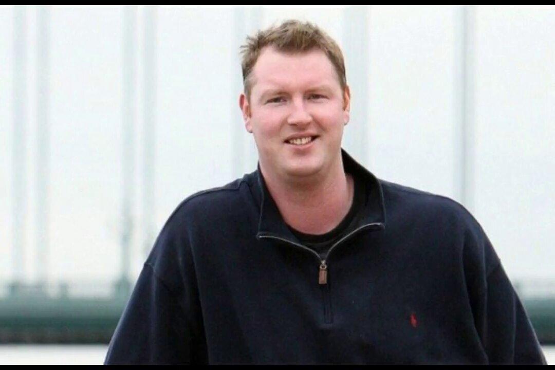 Britain’s Tallest Man and ‘Game of Thrones’ Actor Neil Fingleton Dies at 36