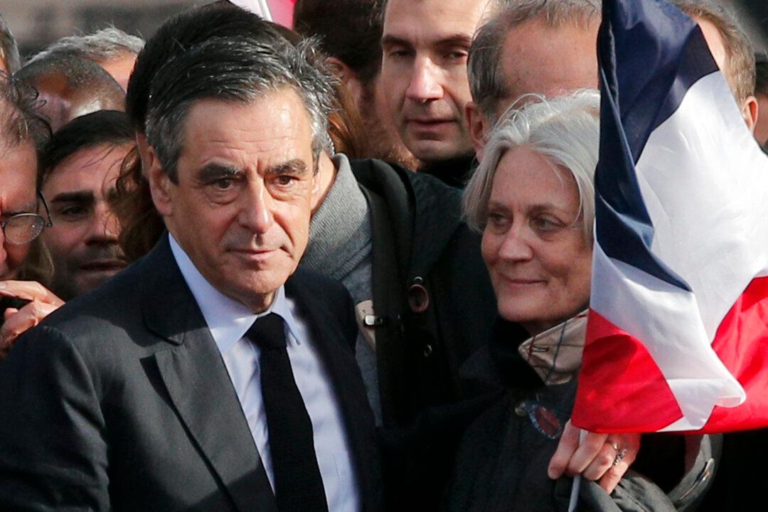 Fillon Accuses French President of Involvement in Campaign to Damage Him