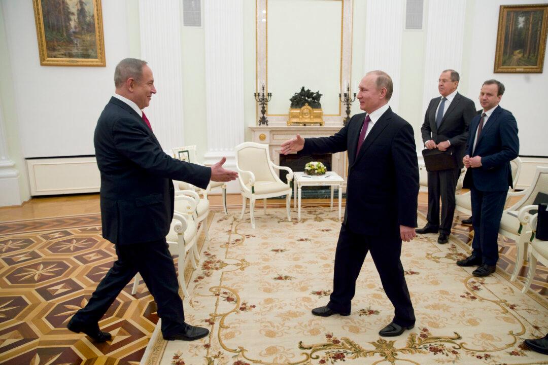 Putin Hosts Netanyahu for Talks Set to Focus on Syria