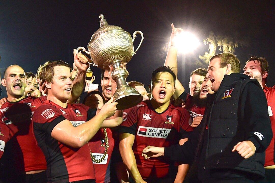 Valley’s Double Happiness as Women and Men win their Grand Championship finals.