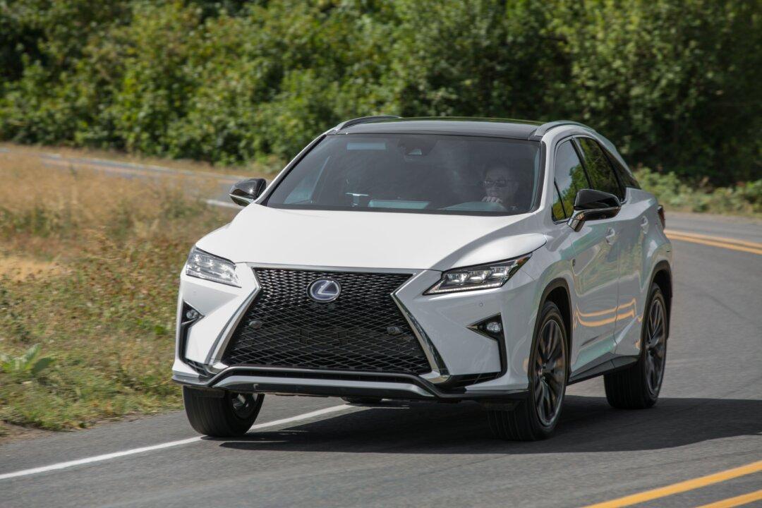 Lexus RX 350: Canada’s Best-selling Luxury SUV
