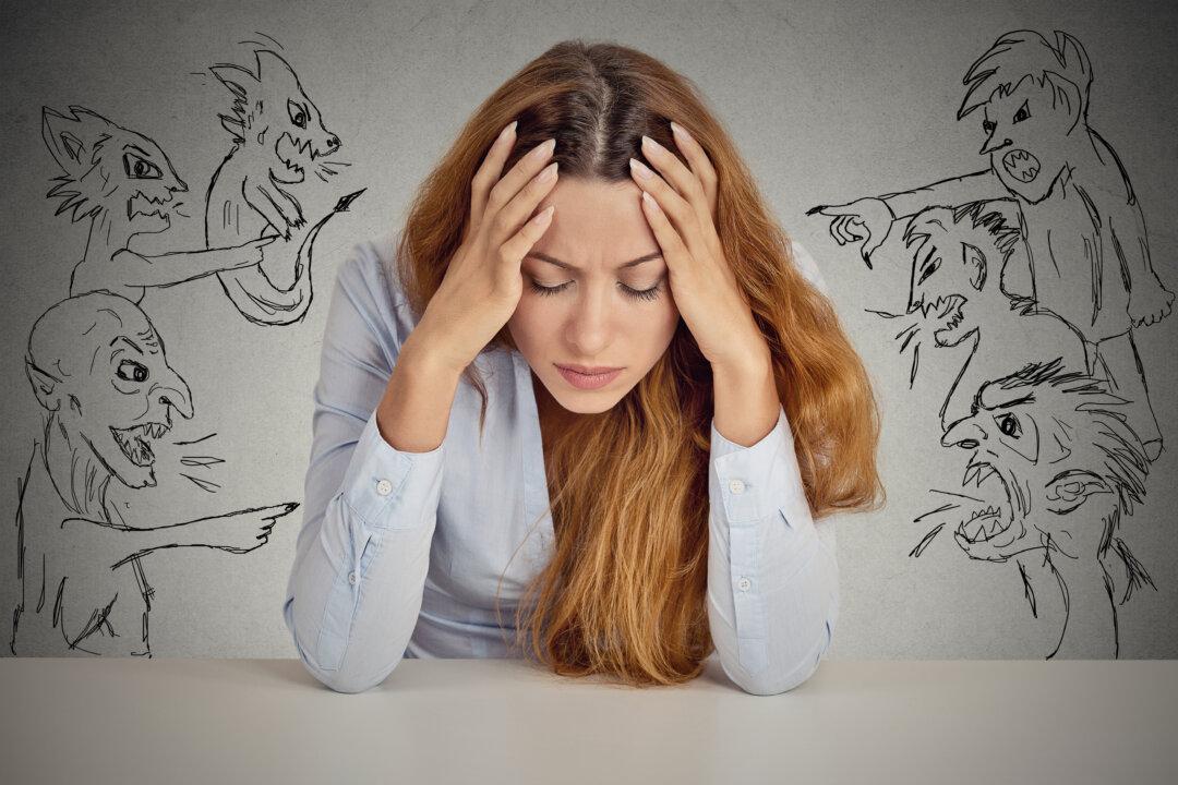 How to Live Peacefully With Negative Thoughts