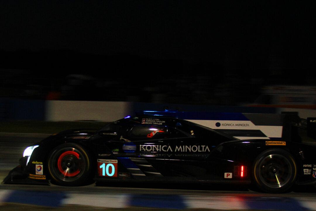 Cadillacs Continue to Lead at Sebring at Hour Ten