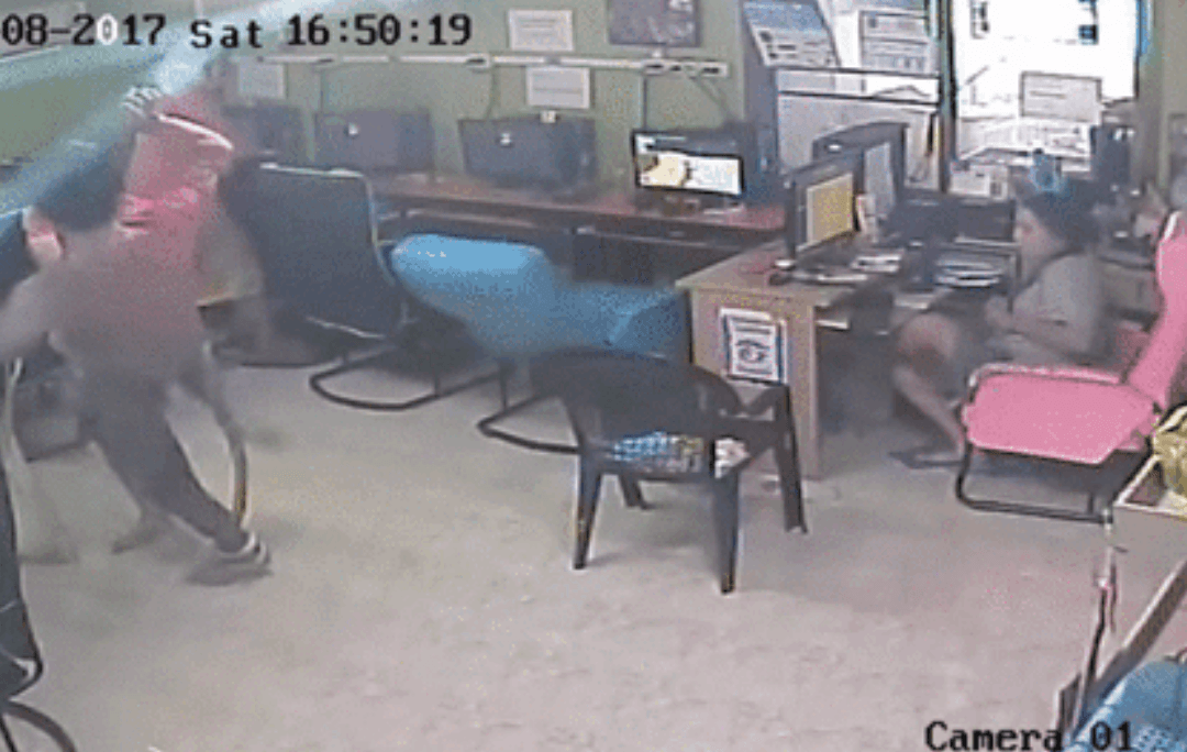 Snake Attacks Man in Internet Cafe