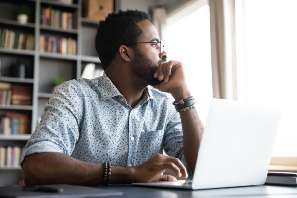 Most of companies in the world have their own websites, and majority of them want their website pages can be searched easily by searching engines' users. An SEO expert knows how to improve the SEO, and can earn a lot of money by helping these businesses. (fizkes/Shutterstock)
