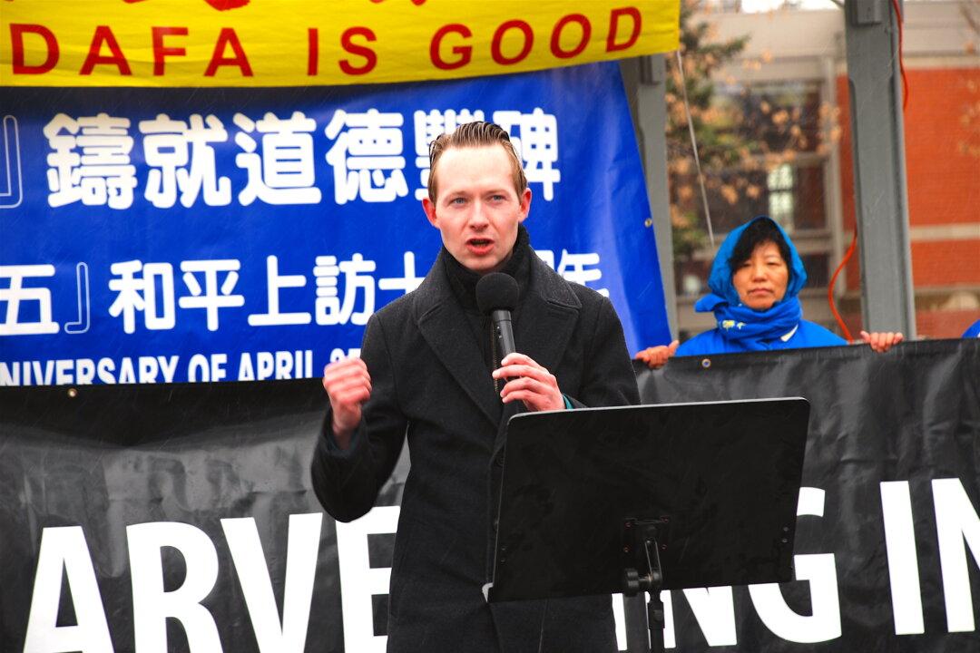 Falun Gong: Marking a Historic Gathering in Beijing