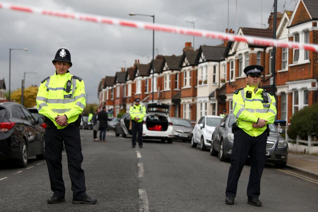 3 Young Women Arrested in London Under Anti-Terrorism Laws