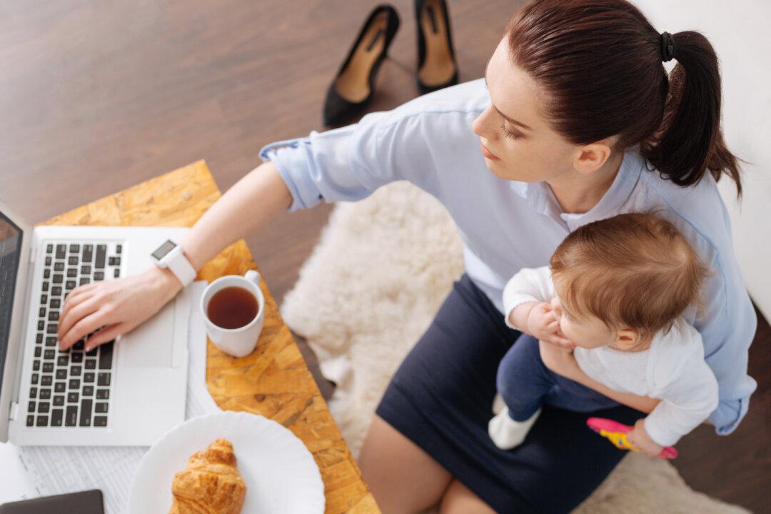 The Go-Getter Mom’s Guide to Baby Steps