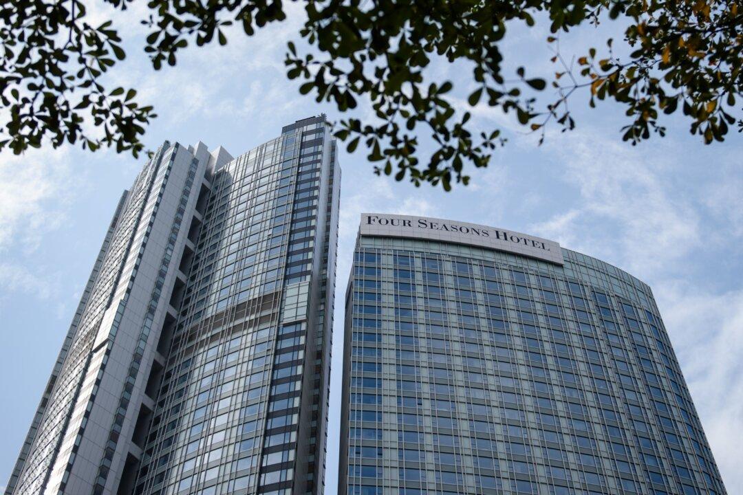 Missing Chinese Billionaire Agreed to Be Taken Away, Source Says
