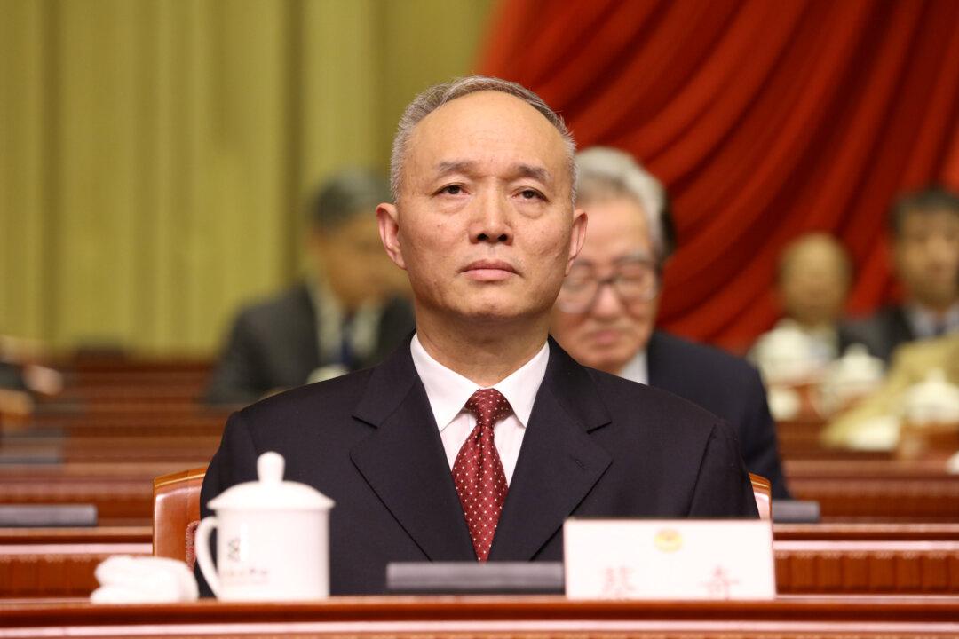 Why Non-Elite Chinese Officials Are Being Picked for Top Offices