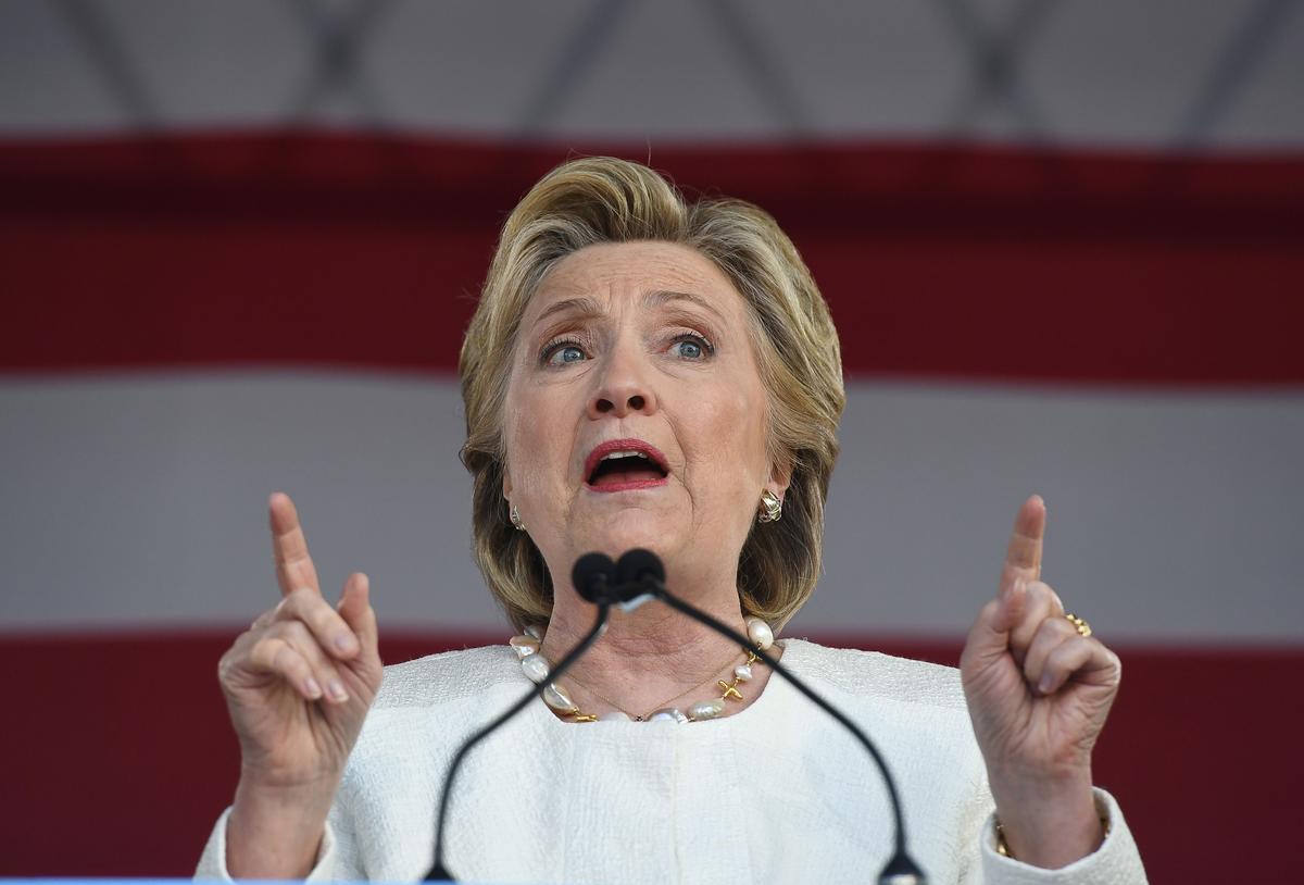 New Clinton Email Disclosures Show Pay-for-Play, Says Watchdog