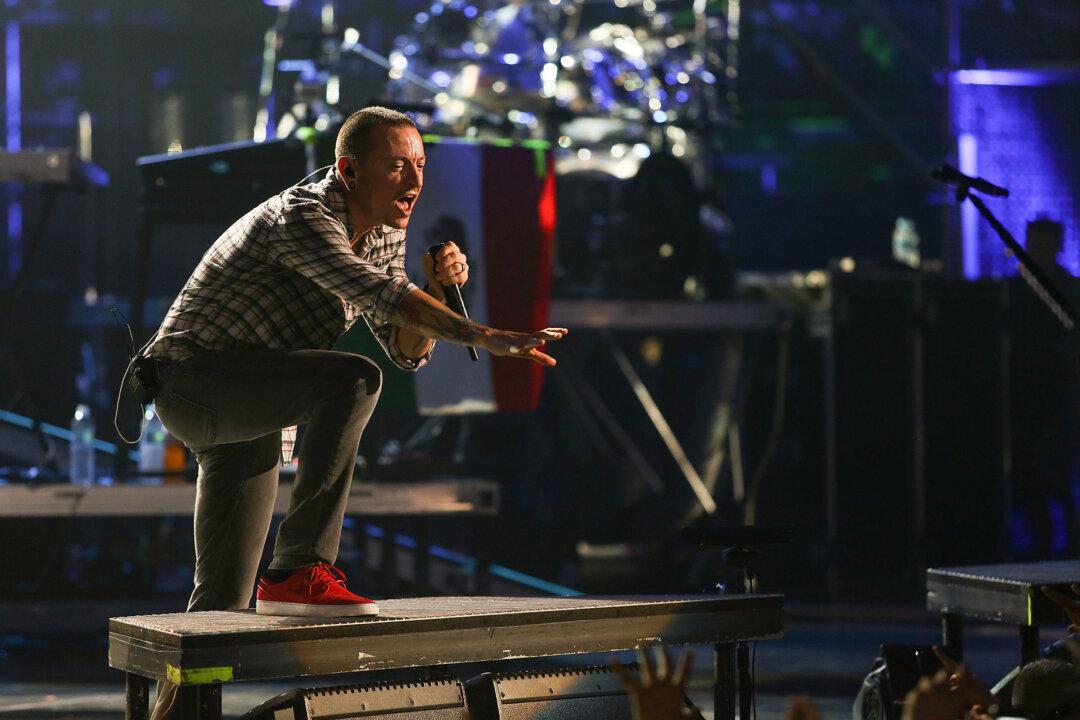 Linkin Park Singer Filmed ‘Carpool Karaoke’ Less Than One Week Before His Death