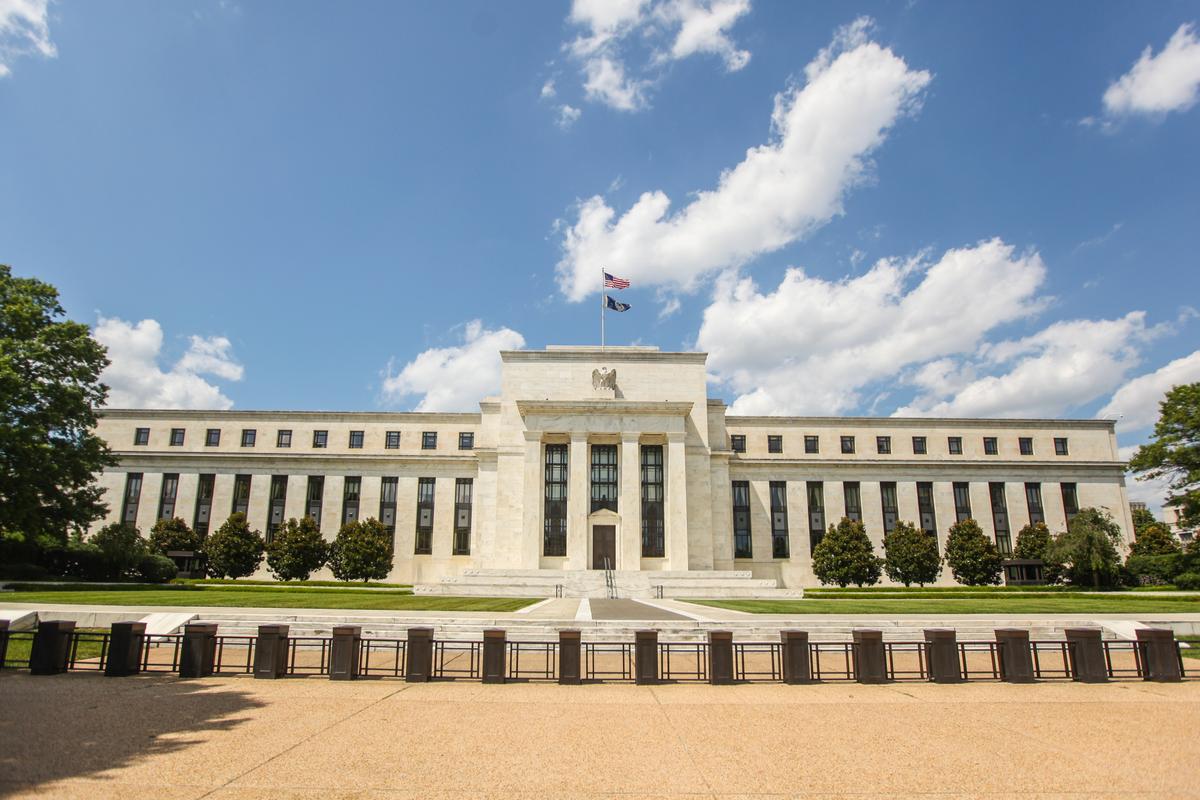 The Myth of All-Powerful Central Banks