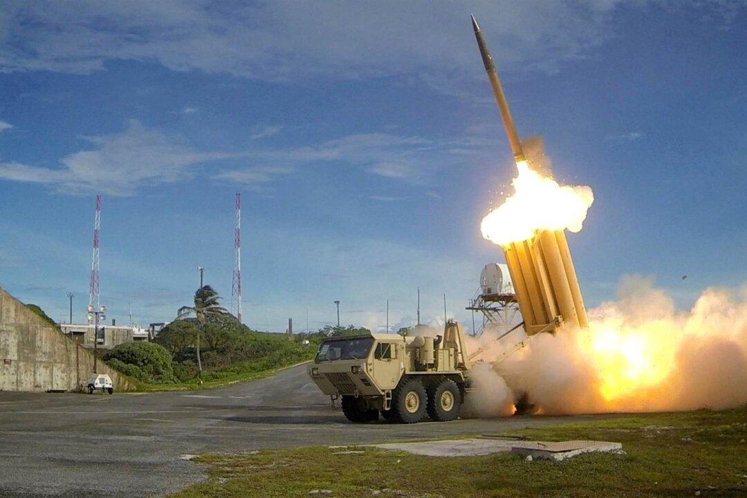 US-South Korea Move Ahead With Missile Shield, China Seethes