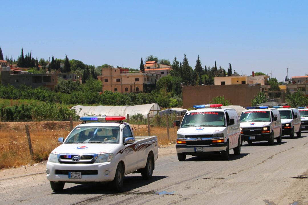 Thousands Poised to Leave Lebanon-Syria Border Zone in Prisoner Swap