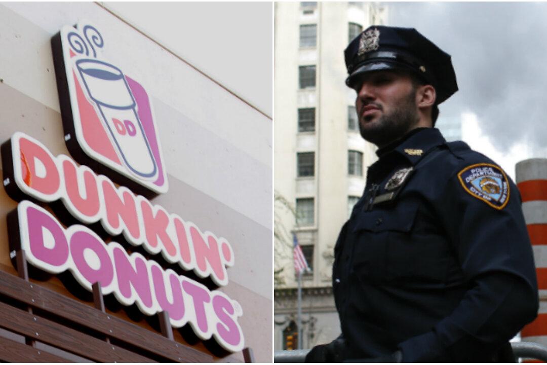 Police Union Calls for Boycott of Dunkin' Donuts after Clerk Refuses to Serve Officers