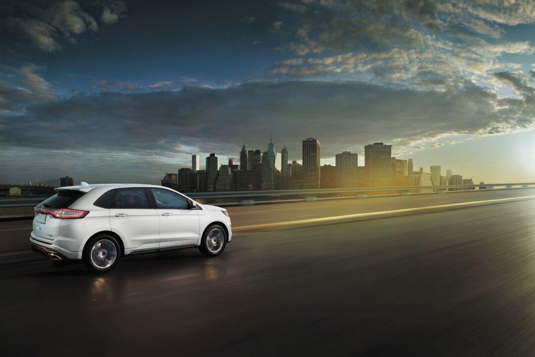 2017 Ford Edge AWD Titanium