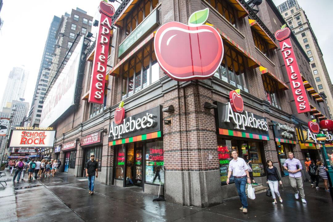 America’s Best Chain Restaurants Are at Risk of Becoming History