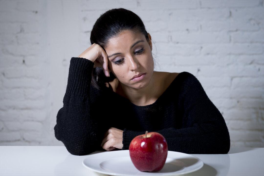 University Students Prone to Developing Eating Disorders, Researcher Says