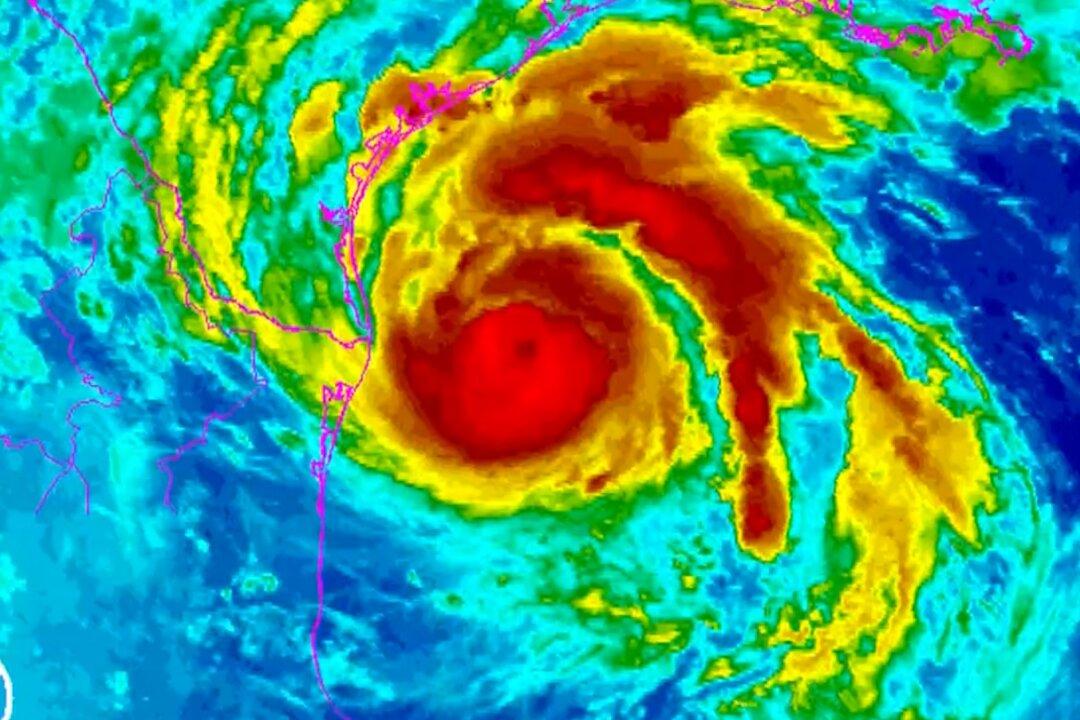 Hurricane Harvey Strengthens, Threatens US With Most Powerful Storm in 12 Years