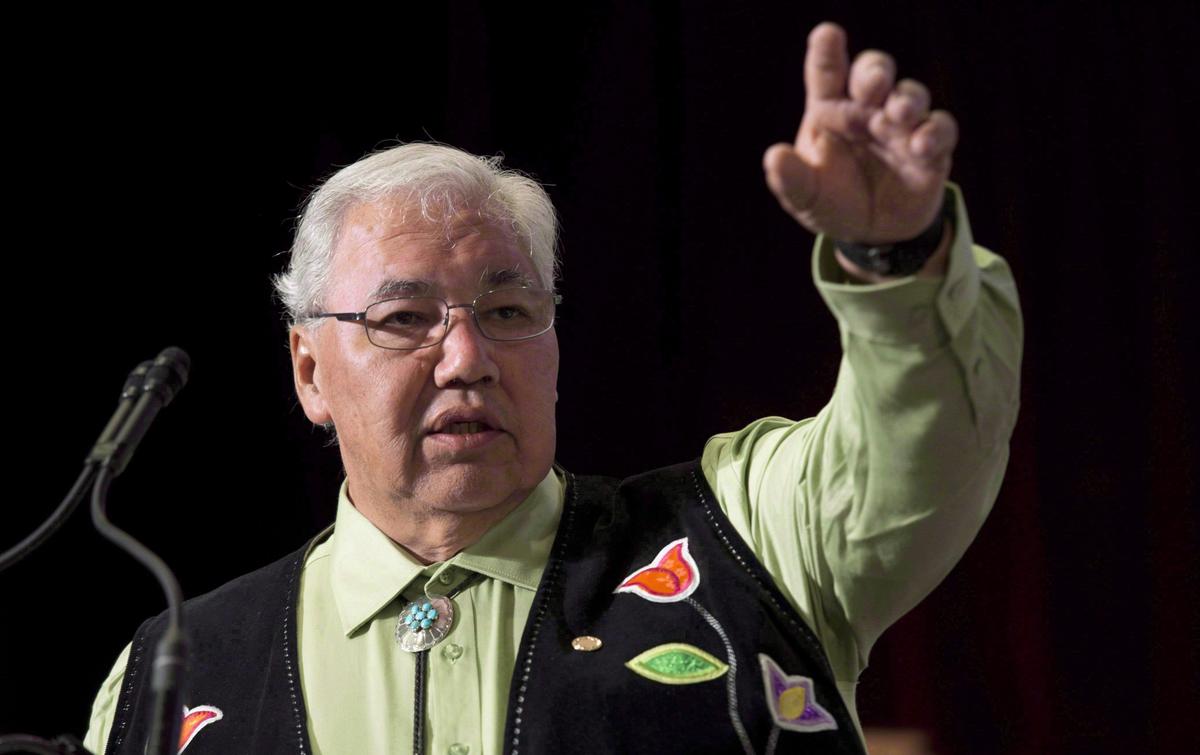 Honour Indigenous Heroes Instead of Debating Macdonald: Sinclair